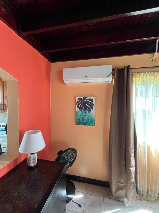 Stunning 2 Bedroom House At Point Village Negril Eksteriør billede